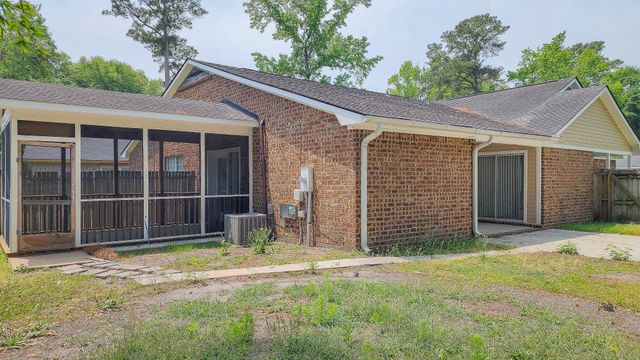 9511 Raven Drive, Ladson, SC 29456