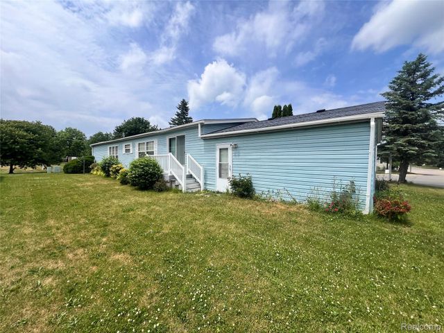 415 Weeping Willow, Genesee Charter Township, MI 48506