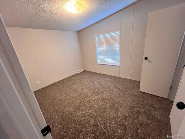 415 Weeping Willow, Genesee Charter Township, MI 48506