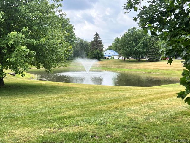 415 Weeping Willow, Genesee Charter Township, MI 48506