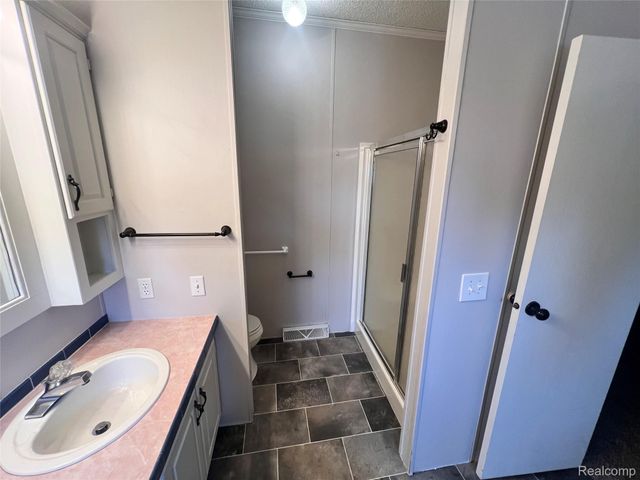 415 Weeping Willow, Genesee Charter Township, MI 48506