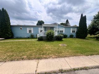 415 Weeping Willow, Genesee Charter Township, MI 48506