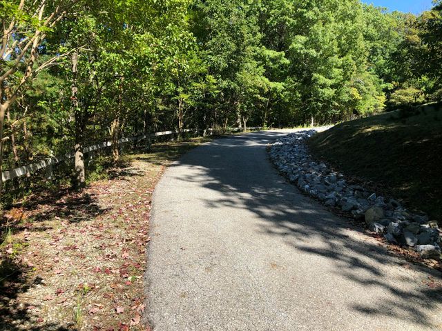 3287 Green Ridge RD, Roanoke, VA 24019