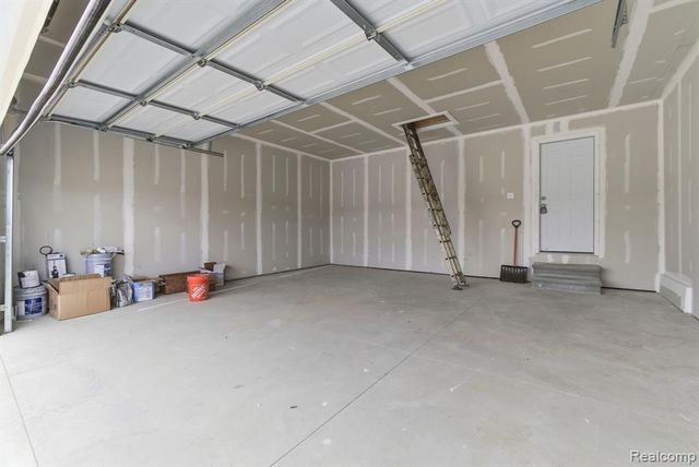 2279 Baltimore, Davison, MI 48423