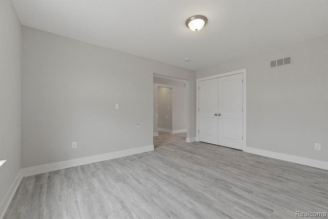 2279 Baltimore, Davison, MI 48423