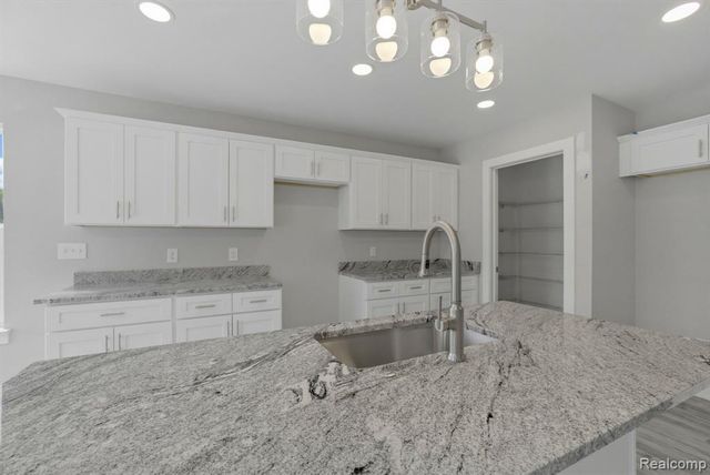 2279 Baltimore, Davison, MI 48423