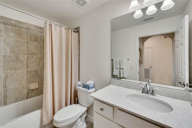 17510 GAWTHROP DRIVE 203, Lakewood Ranch, FL 34211