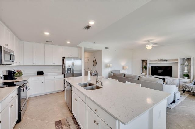 17510 GAWTHROP DRIVE 203, Lakewood Ranch, FL 34211