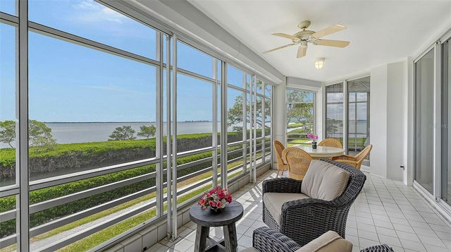 2450 HARBOURSIDE DRIVE 212, Longboat Key, FL 34228