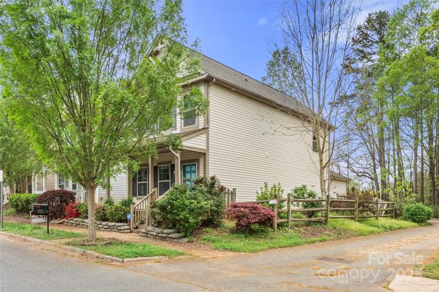 7022 Mclothian Lane, Huntersville, NC 28078