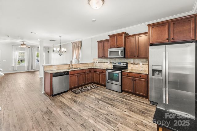 7022 Mclothian Lane, Huntersville, NC 28078