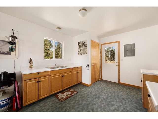 255 Elk Park Rd, Livermore, CO 80536