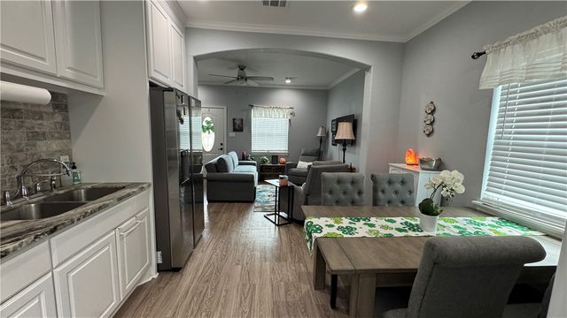 1308 Dawson Street, Hearne, TX 77859