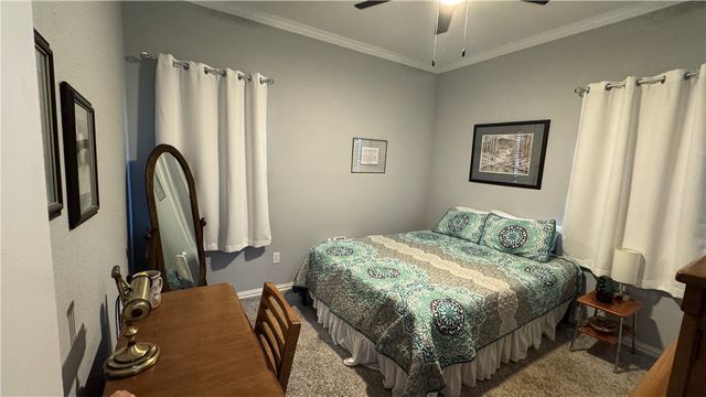 1308 Dawson Street, Hearne, TX 77859