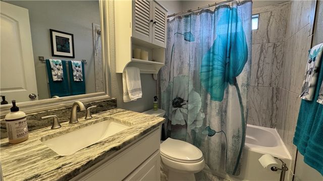 1308 Dawson Street, Hearne, TX 77859