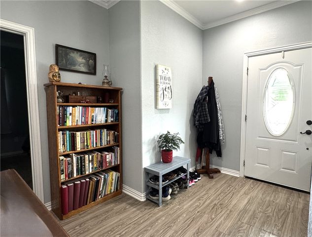 1308 Dawson Street, Hearne, TX 77859