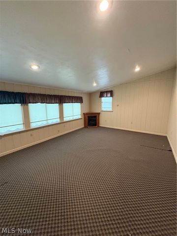 740 Oxford Avenue, Niles, OH 44446