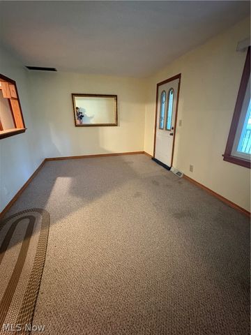 740 Oxford Avenue, Niles, OH 44446