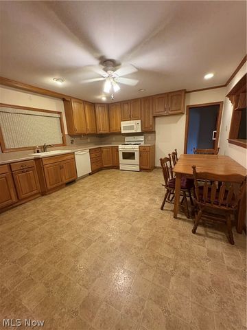 740 Oxford Avenue, Niles, OH 44446