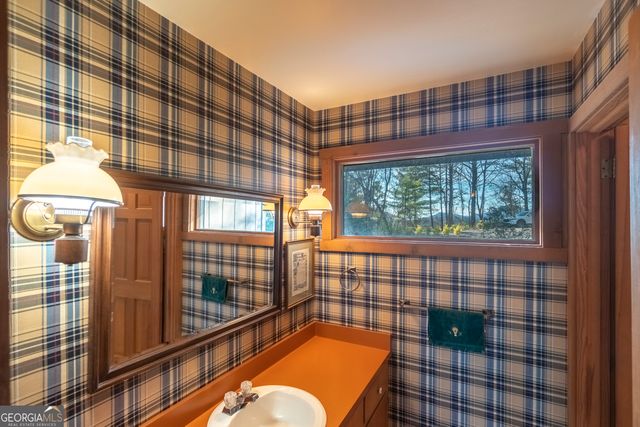 722 Woodbrier, Sautee Nacoochee, GA 30571