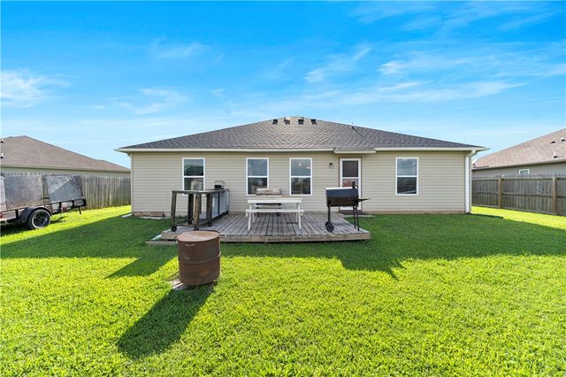 844 NW Evans Circle, Bentonville, AR 72713