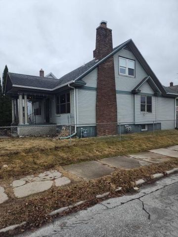 2202 Henry STREET, Sheboygan, WI 53081