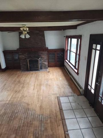 2202 Henry STREET, Sheboygan, WI 53081