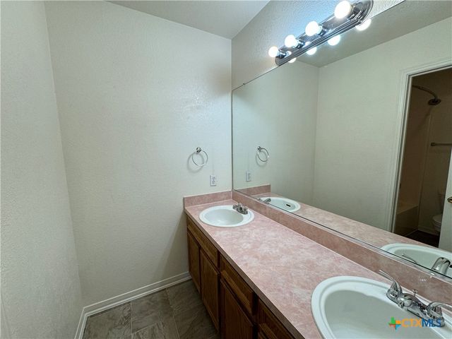 2201 Westcliff Road, Killeen, TX 76543