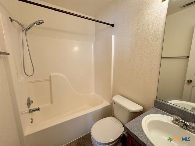 2201 Westcliff Road, Killeen, TX 76543