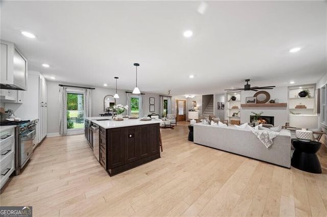 1930 Six Branches Drive, Roswell, GA 30076