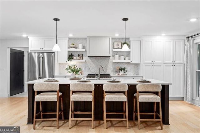 1930 Six Branches Drive, Roswell, GA 30076