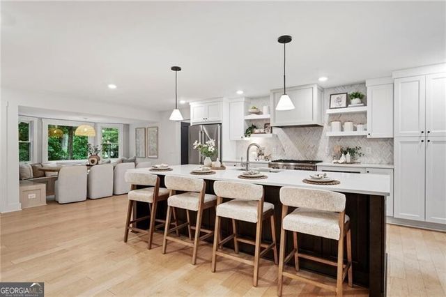 1930 Six Branches Drive, Roswell, GA 30076