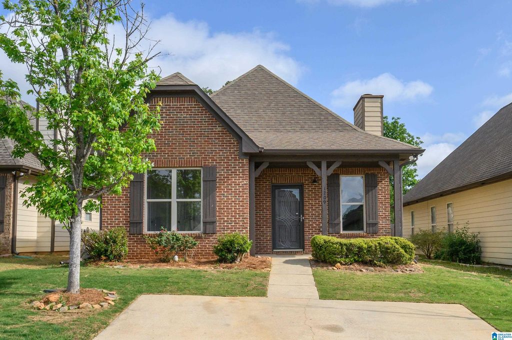 1209 SAVANNAH LANE, Calera, AL 35040