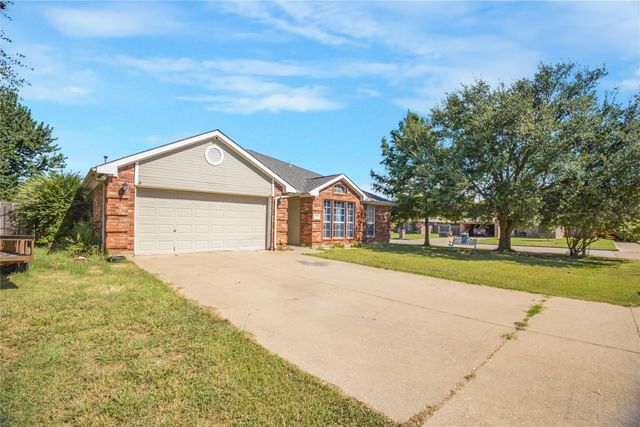 1620 Meadowlark Drive, Cleburne, TX 76033