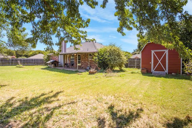 1620 Meadowlark Drive, Cleburne, TX 76033