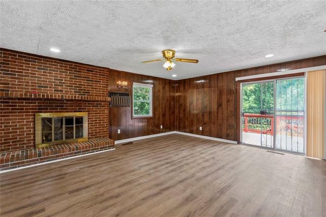 3769 Amber Road NW, Atlanta, GA 30331