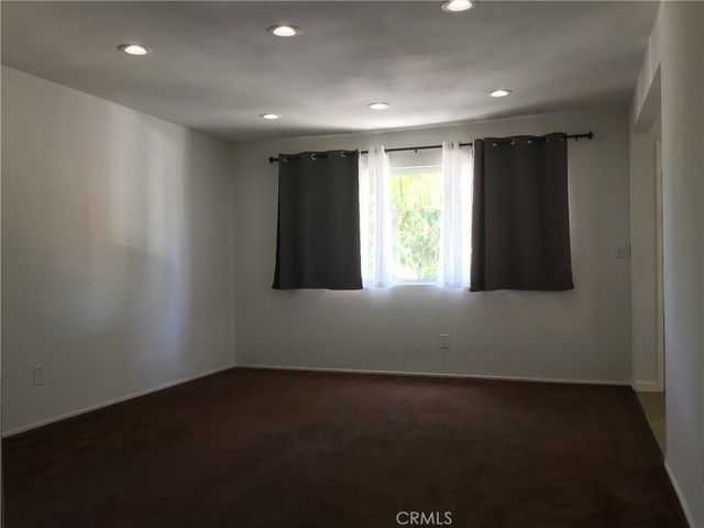 128 W 9th Street 3, Long Beach, CA 90813