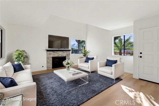 383 N Melrose Drive G, Vista, CA 92083