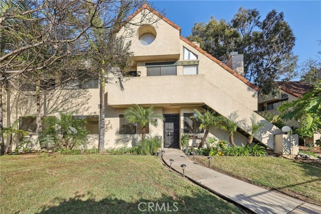 383 N Melrose Drive G, Vista, CA 92083