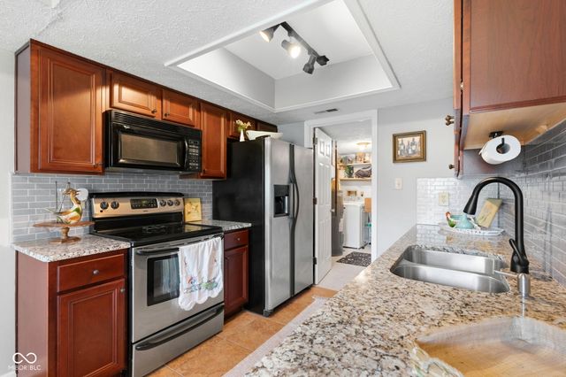 7963 Valley Farms Court, Indianapolis, IN 46214