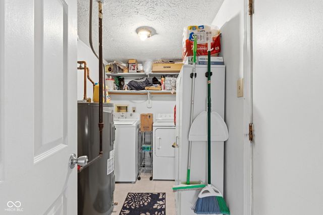 7963 Valley Farms Court, Indianapolis, IN 46214