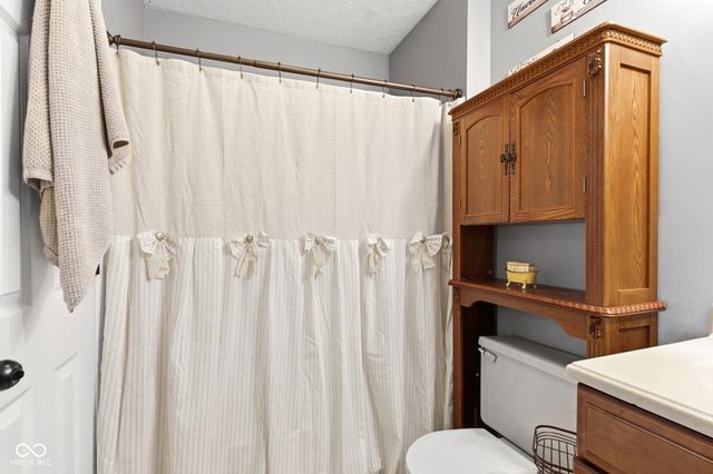 7963 Valley Farms Court, Indianapolis, IN 46214