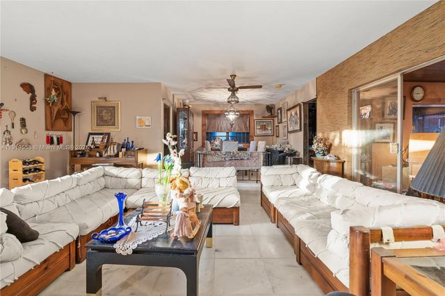 20605 NE 19th Ct, Miami, FL 33179