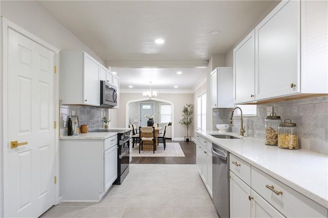 6315 Mcgee Street, Kansas City, MO 64113
