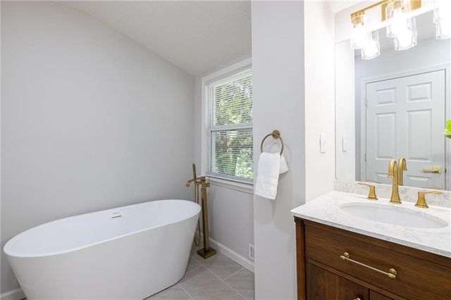 6315 Mcgee Street, Kansas City, MO 64113