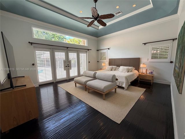 5721 SW 59th Place, South Miami, FL 33143