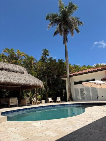5721 SW 59th Place, South Miami, FL 33143
