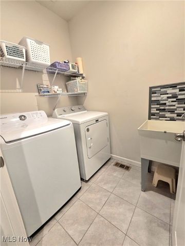 12584 Caribou Court, Columbia Station, OH 44028