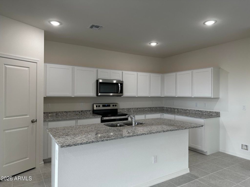 46785 W Harper Lane, Maricopa, AZ 85139 — photo 2
