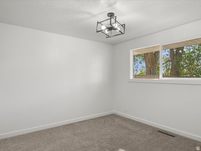 1087 N 125 W, Sunset, UT 84015